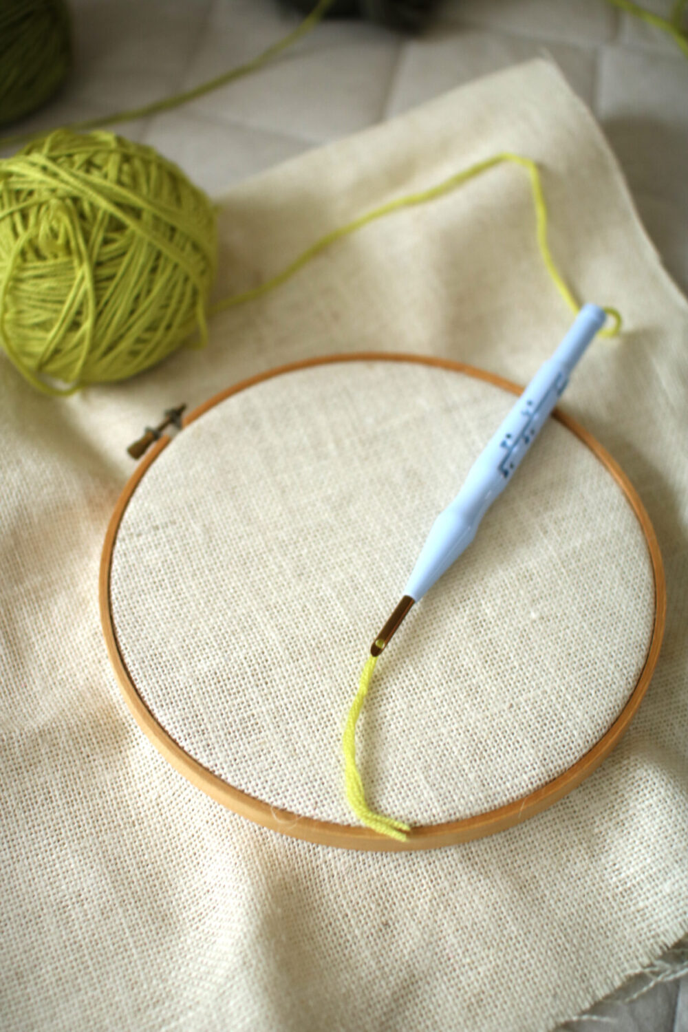 Beginner's Guide to Punch Needle: Leaf Pillow Tutorial - Wonder Forest